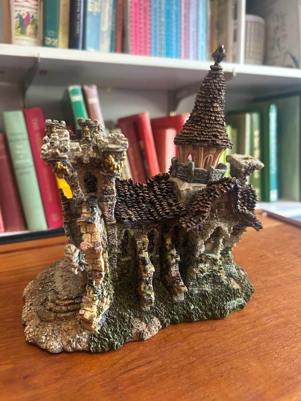 Boyds Bears Bearly Built Village Town Cathedral Figurine #19026